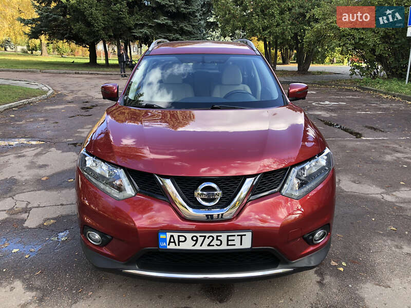 Позашляховик / Кросовер Nissan Rogue 2016 в Житомирі Позашляховик / Кросовер Nissan Rogue 2016 в Житомирі