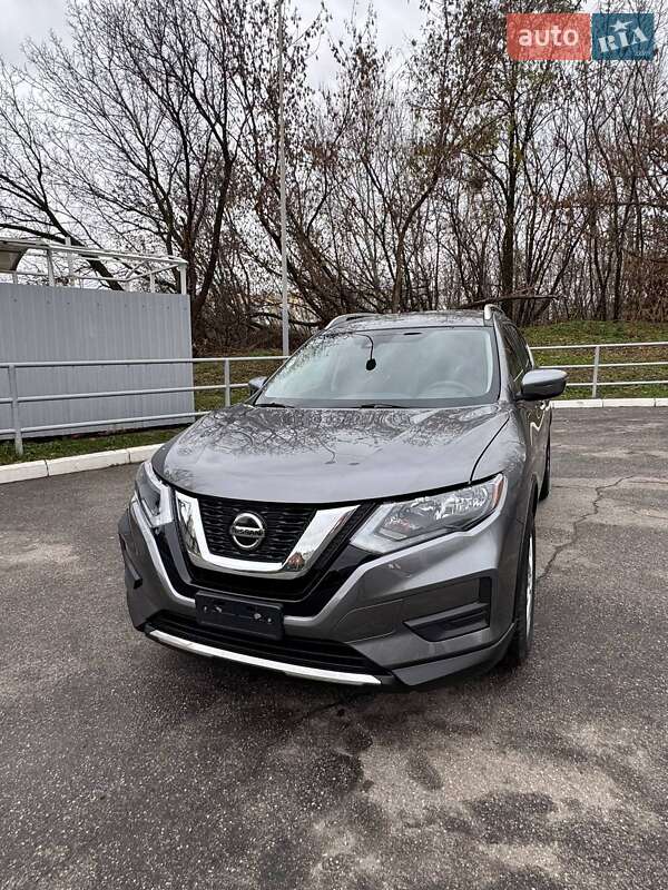 Внедорожник / Кроссовер Nissan Rogue 2019 в Харькове