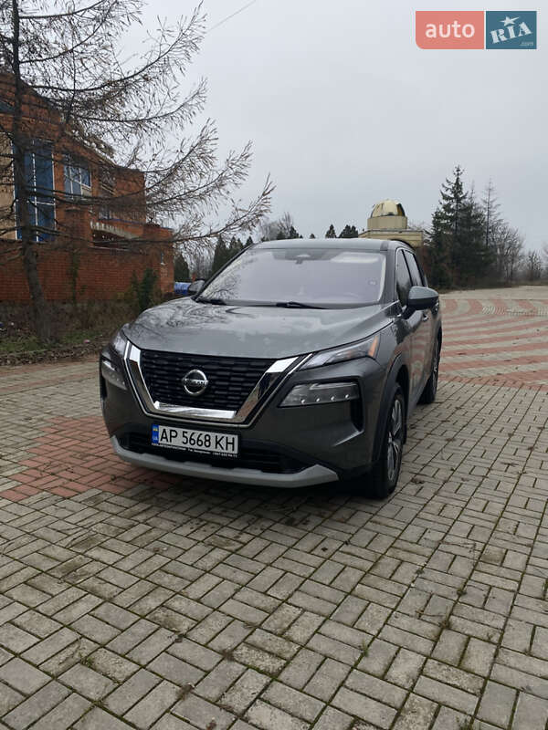 Внедорожник / Кроссовер Nissan Rogue 2020 в Запорожье