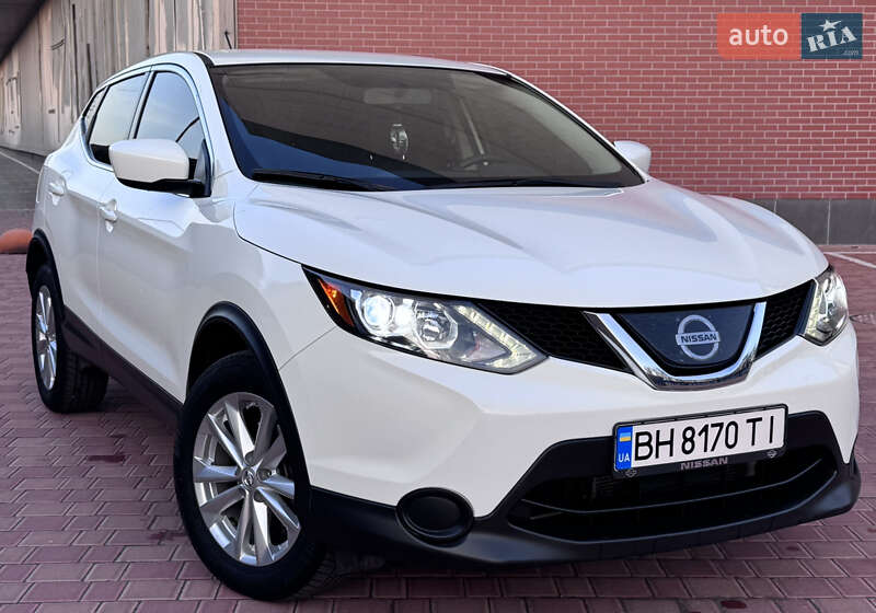 Внедорожник / Кроссовер Nissan Rogue 2018 в Одессе