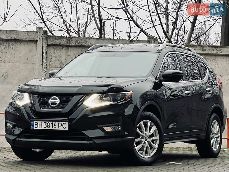 Позашляховик / Кросовер Nissan Rogue 2017 в Одесі Позашляховик / Кросовер Nissan Rogue 2017 в Одесі
