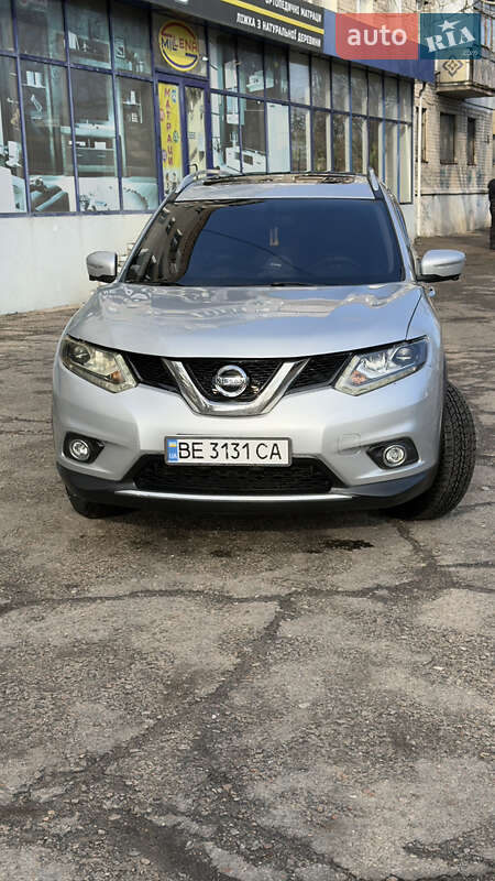 Внедорожник / Кроссовер Nissan Rogue 2015 в Очакове