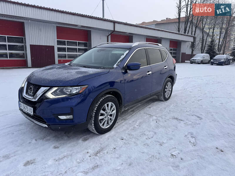 Внедорожник / Кроссовер Nissan Rogue 2019 в Полтаве