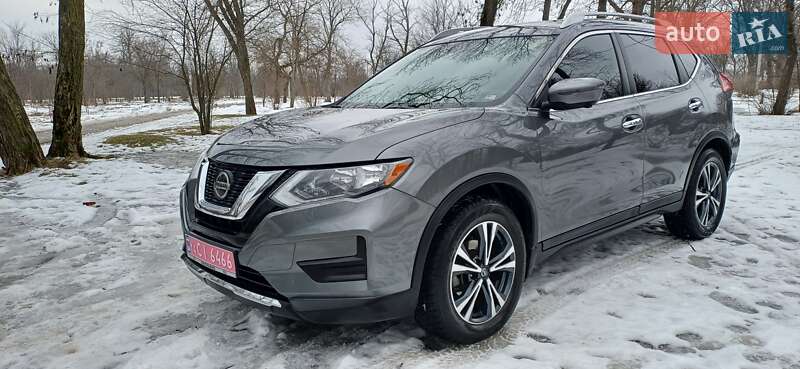 Внедорожник / Кроссовер Nissan Rogue 2019 в Кропивницком
