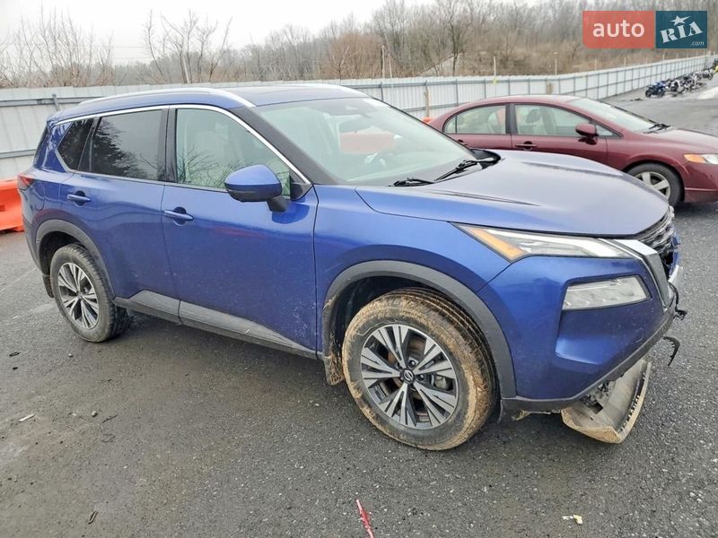 Позашляховик / Кросовер Nissan Rogue 2021 в Харкові