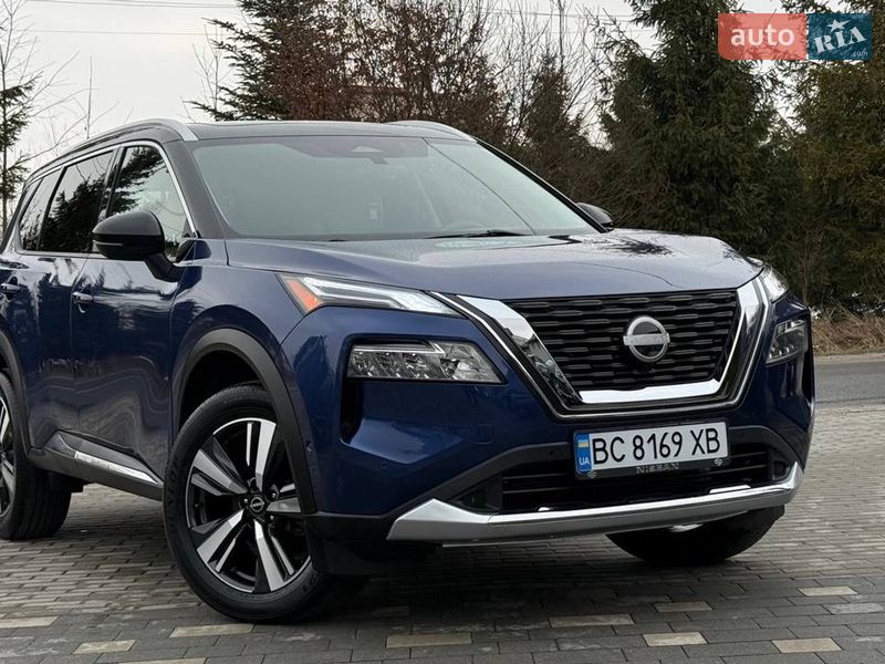 Позашляховик / Кросовер Nissan Rogue 2023 в Трускавці