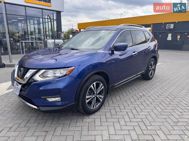Позашляховик / Кросовер Nissan Rogue 2018 в Дніпрі