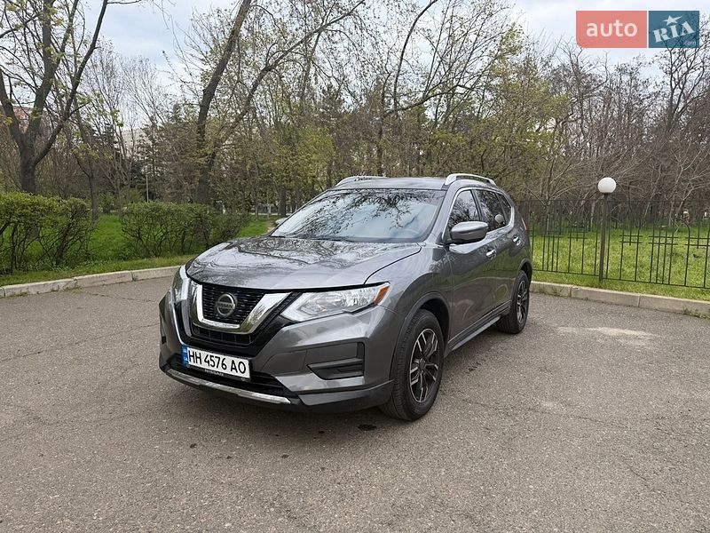Позашляховик / Кросовер Nissan Rogue 2017 в Одесі