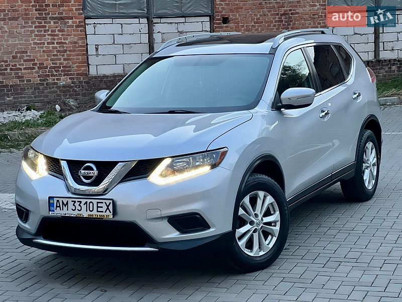 Позашляховик / Кросовер Nissan Rogue 2014 в Житомирі