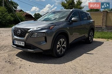 Внедорожник / Кроссовер Nissan Rogue 2022 в Полтаве