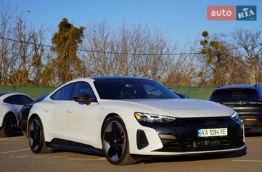 Купе Audi RS e-tron GT 2021 в Києві