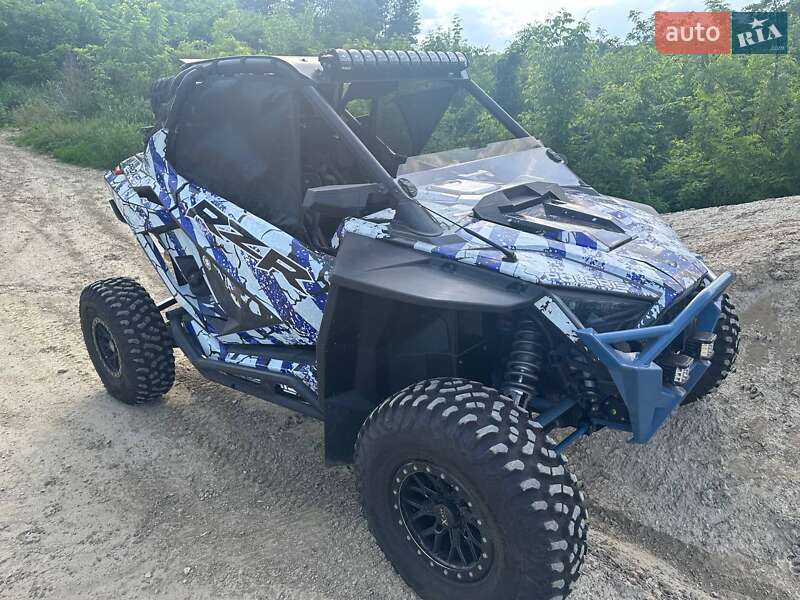 Мотовездеход Polaris RZR 2021 в Киеве