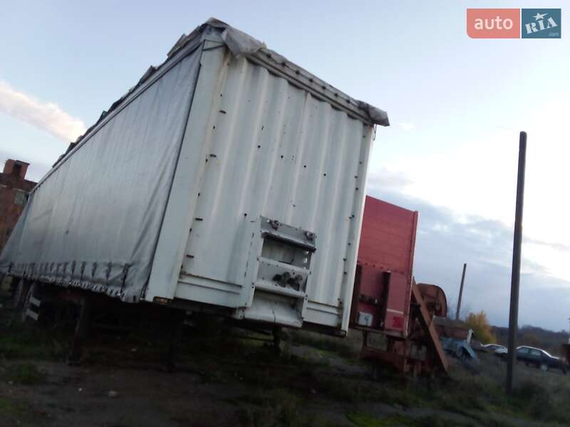Тентованный борт (штора) - полуприцеп Schmitz S-01 1997 в Томашполе