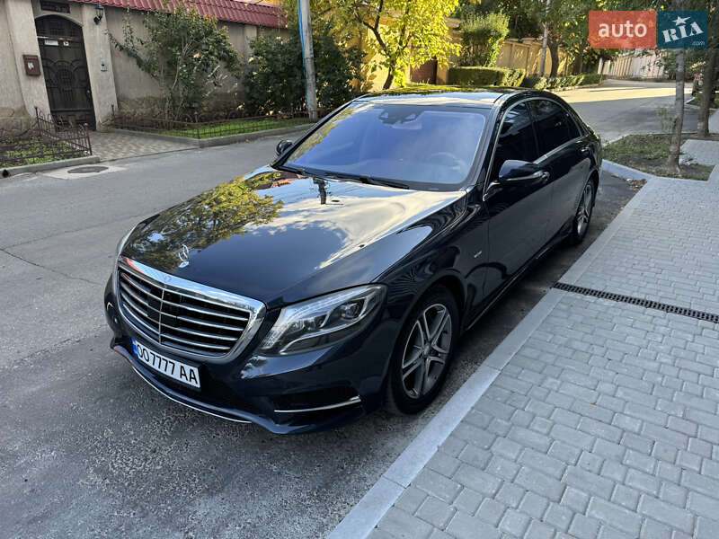 Седан Mercedes-Benz S-Class 2014 в Одессе Седан Mercedes-Benz S-Class 2014 в Одессе