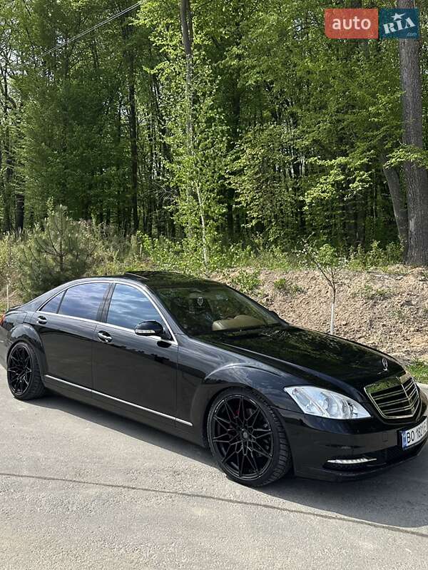 Седан Mercedes-Benz S-Class 2007 в Луцке