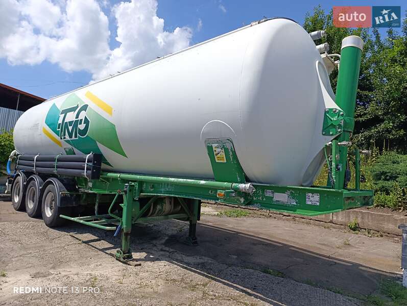 Зерновоз - полуприцеп Spitzer S27DS 2001 в Ровно