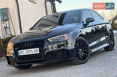 Седан Audi S3 2016 в Львове Седан Audi S3 2016 в Львове