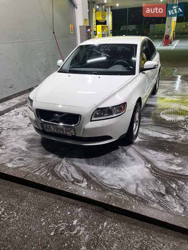 Седан Volvo S40 2009 в Киеве Седан Volvo S40 2009 в Киеве