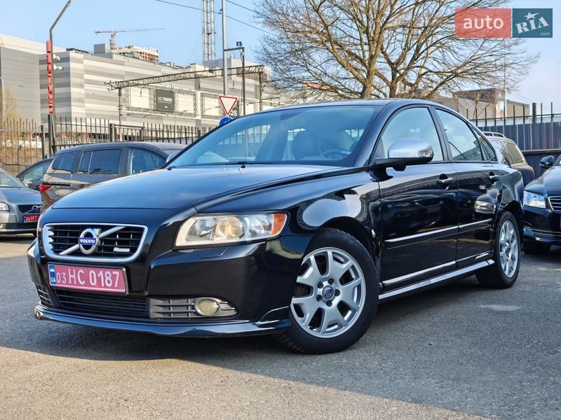 Седан Volvo S40 2011 в Киеве