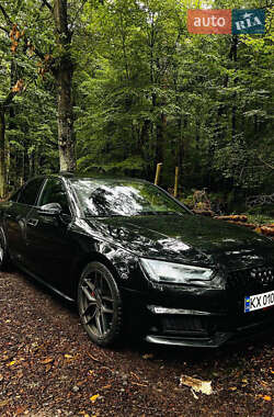 Седан Audi S4 2017 в Харькове