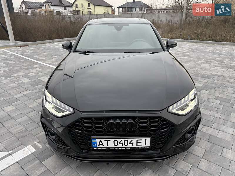 Седан Audi S4 2020 в Виннице