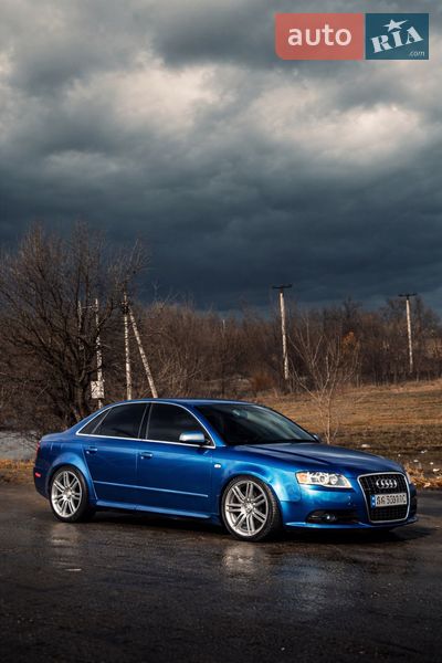 Седан Audi S4 2007 в Первомайську