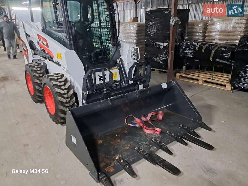 Экскаватор погрузчик Bobcat S550 2024 в Черновцах