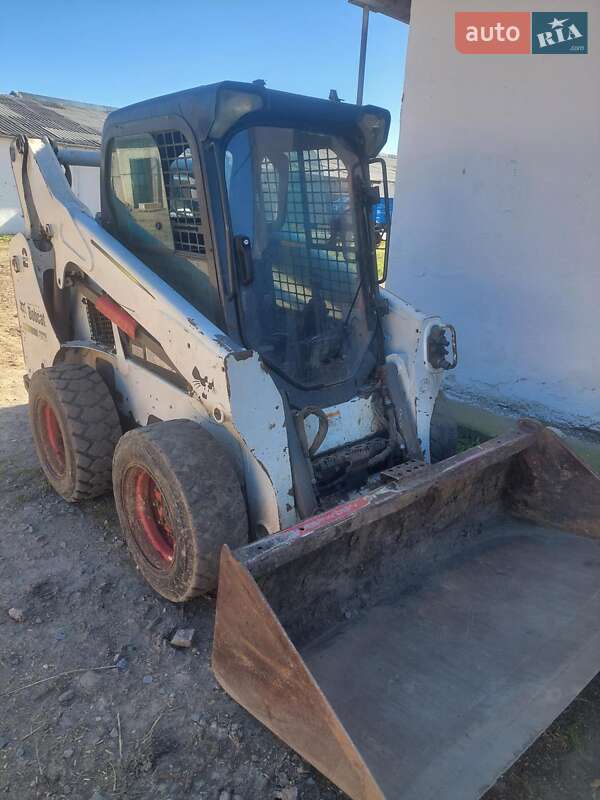 Минипогрузчик Bobcat S590 2014 в Львове Минипогрузчик Bobcat S590 2014 в Львове