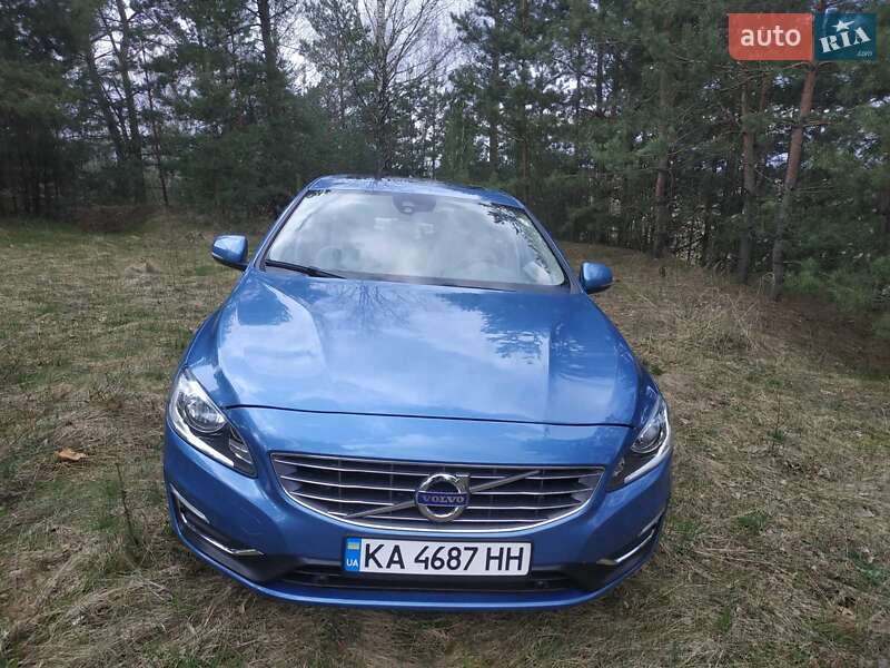 Седан Volvo S60 2013 в Киеве