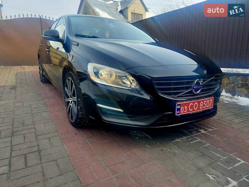 Седан Volvo S60 2014 в Бродах