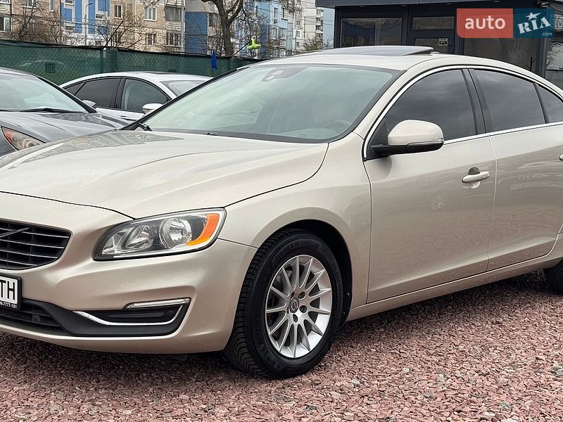 Седан Volvo S60 2017 в Киеве