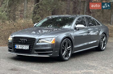 Седан Audi S8 2012 в Києві