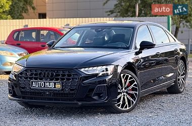 Седан Audi S8 2022 в Бердичеве