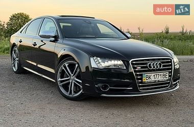Седан Audi S8 2013 в Ровно Седан Audi S8 2013 в Ровно