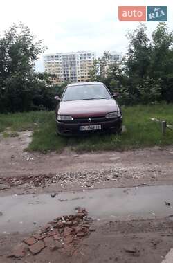 Лифтбек Renault Safrane 1997 в Львове