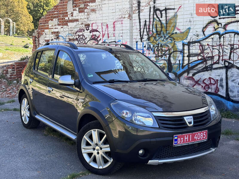 Внедорожник / Кроссовер Dacia Sandero StepWay 2010 в Полтаве Внедорожник / Кроссовер Dacia Sandero StepWay 2010 в Полтаве