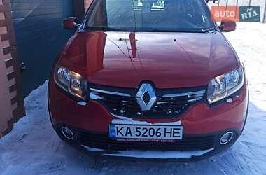 Позашляховик / Кросовер Renault Sandero StepWay 2015 в Прилуках