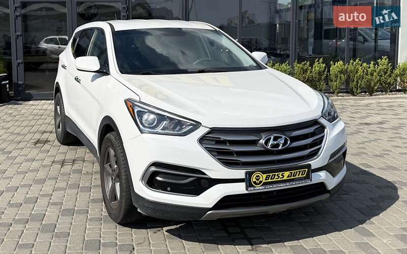Внедорожник / Кроссовер Hyundai Santa FE 2017 в Мукачево