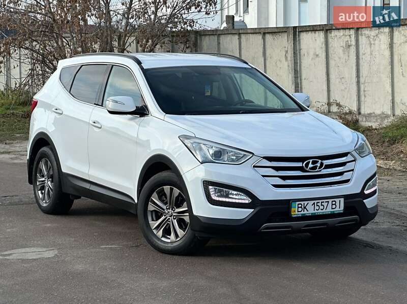 Внедорожник / Кроссовер Hyundai Santa FE 2013 в Ровно Внедорожник / Кроссовер Hyundai Santa FE 2013 в Ровно