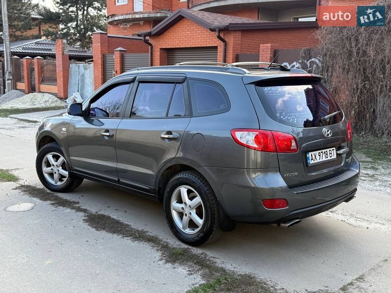 Внедорожник / Кроссовер Hyundai Santa FE 2009 в Харькове