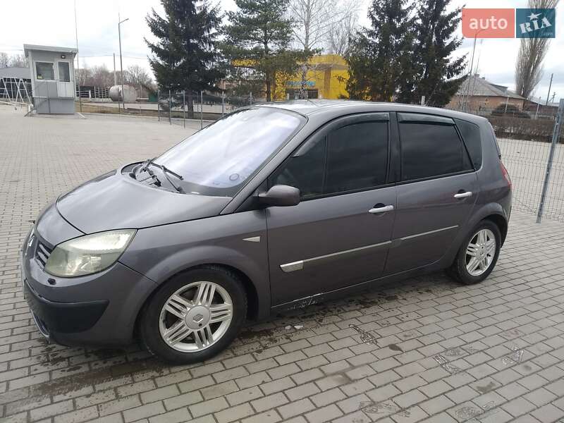 Минивэн Renault Scenic 2004 в Нововолынске Минивэн Renault Scenic 2004 в Нововолынске