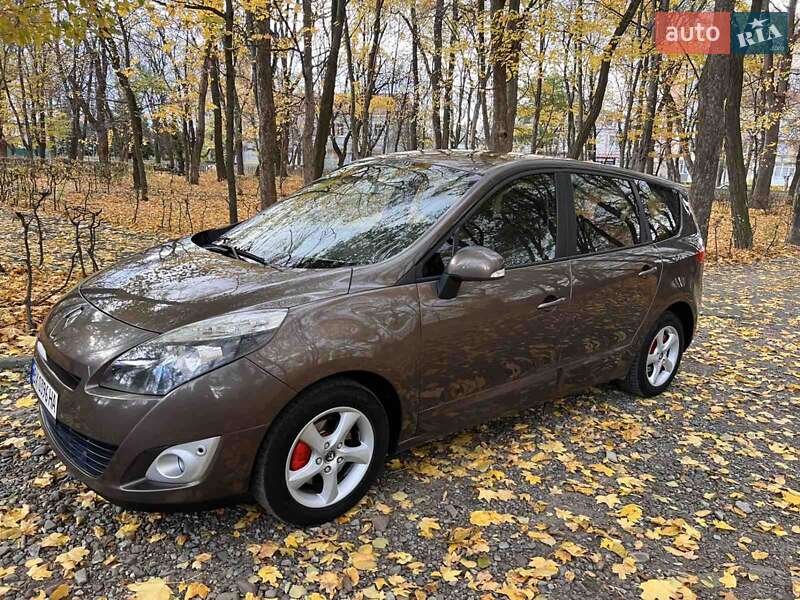 Минивэн Renault Scenic 2011 в Черновцах