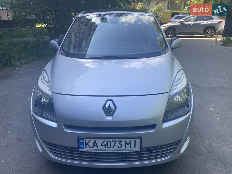 Минивэн Renault Scenic 2010 в Киеве Минивэн Renault Scenic 2010 в Киеве
