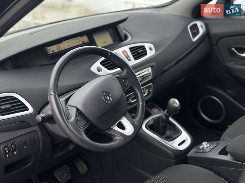 Минивэн Renault Scenic 2010 в Сумах