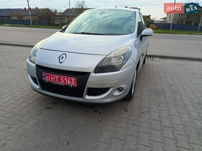 Минивэн Renault Scenic 2010 в Нововолынске