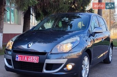 Минивэн Renault Scenic 2010 в Черкассах Минивэн Renault Scenic 2010 в Черкассах