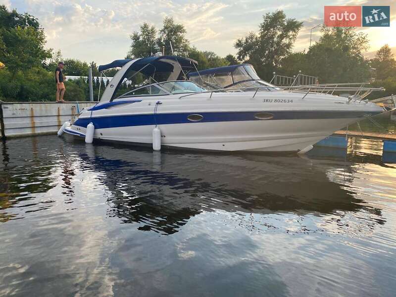 Моторная яхта Crownline SCR 2006 в Киеве