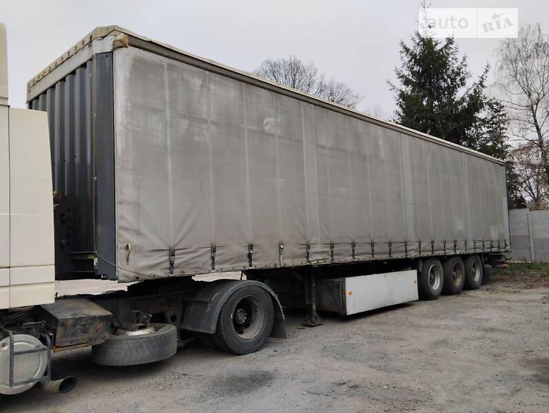 Тентованный борт (штора) - полуприцеп Krone SD 2009 в Гайсине