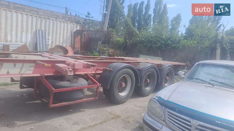 Контейнеровоз Krone SDC 1995 в Одессе