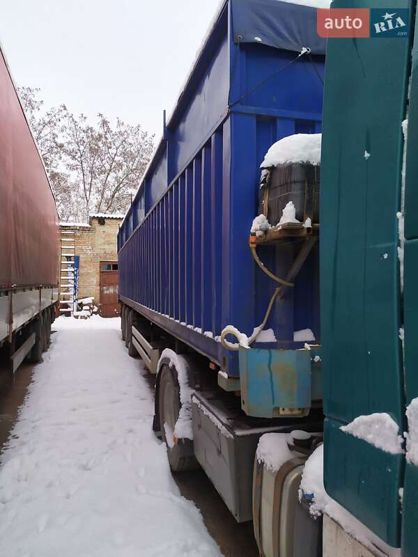 Контейнеровоз Krone SDP 27 2010 в Александрие